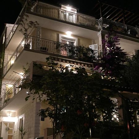 Guest House Adria Dugi Rat Dış mekan fotoğraf