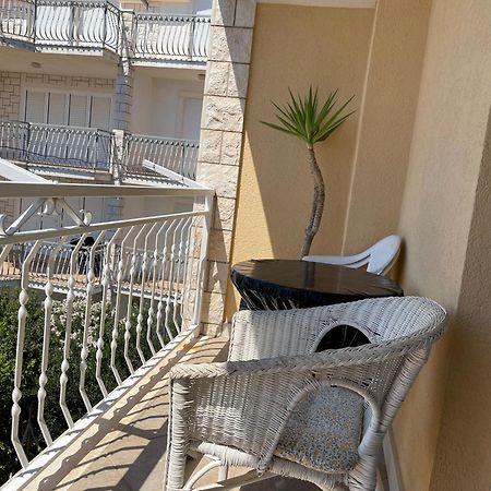 Guest House Adria Dugi Rat Dış mekan fotoğraf