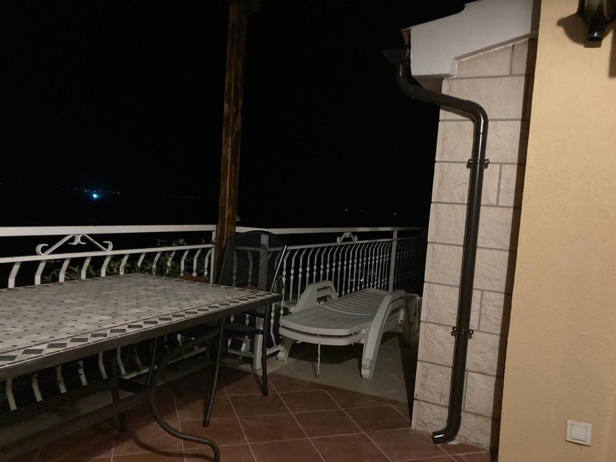 Guest House Adria Dugi Rat Dış mekan fotoğraf
