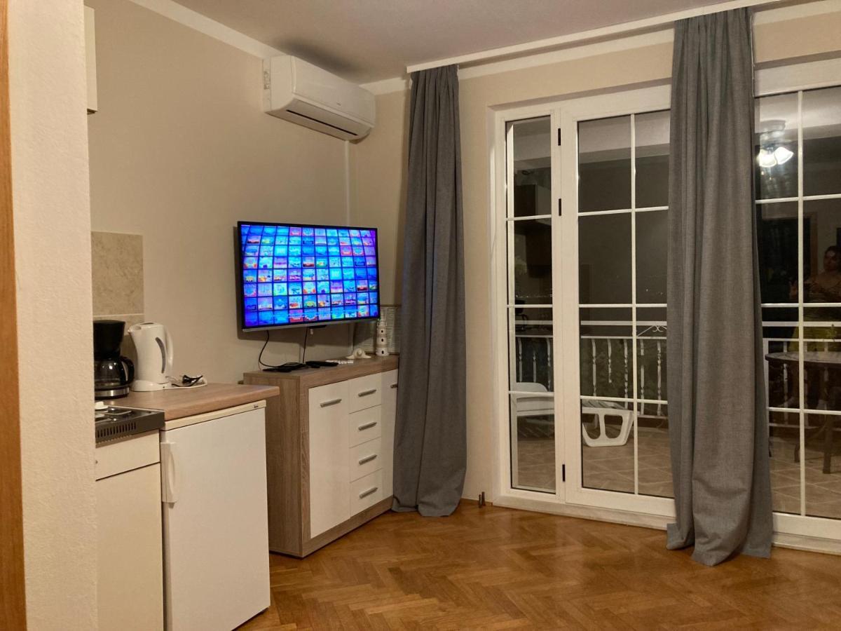 Guest House Adria Dugi Rat Dış mekan fotoğraf