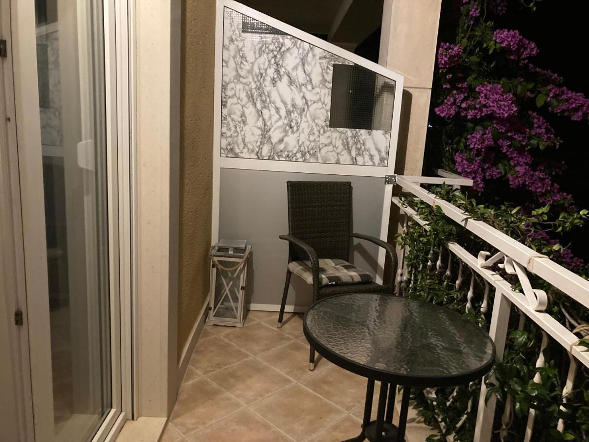Guest House Adria Dugi Rat Dış mekan fotoğraf