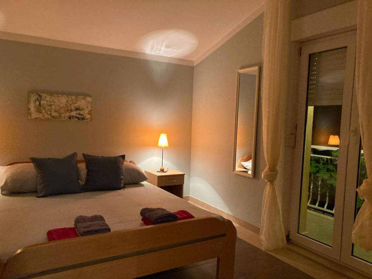 Guest House Adria Dugi Rat Dış mekan fotoğraf