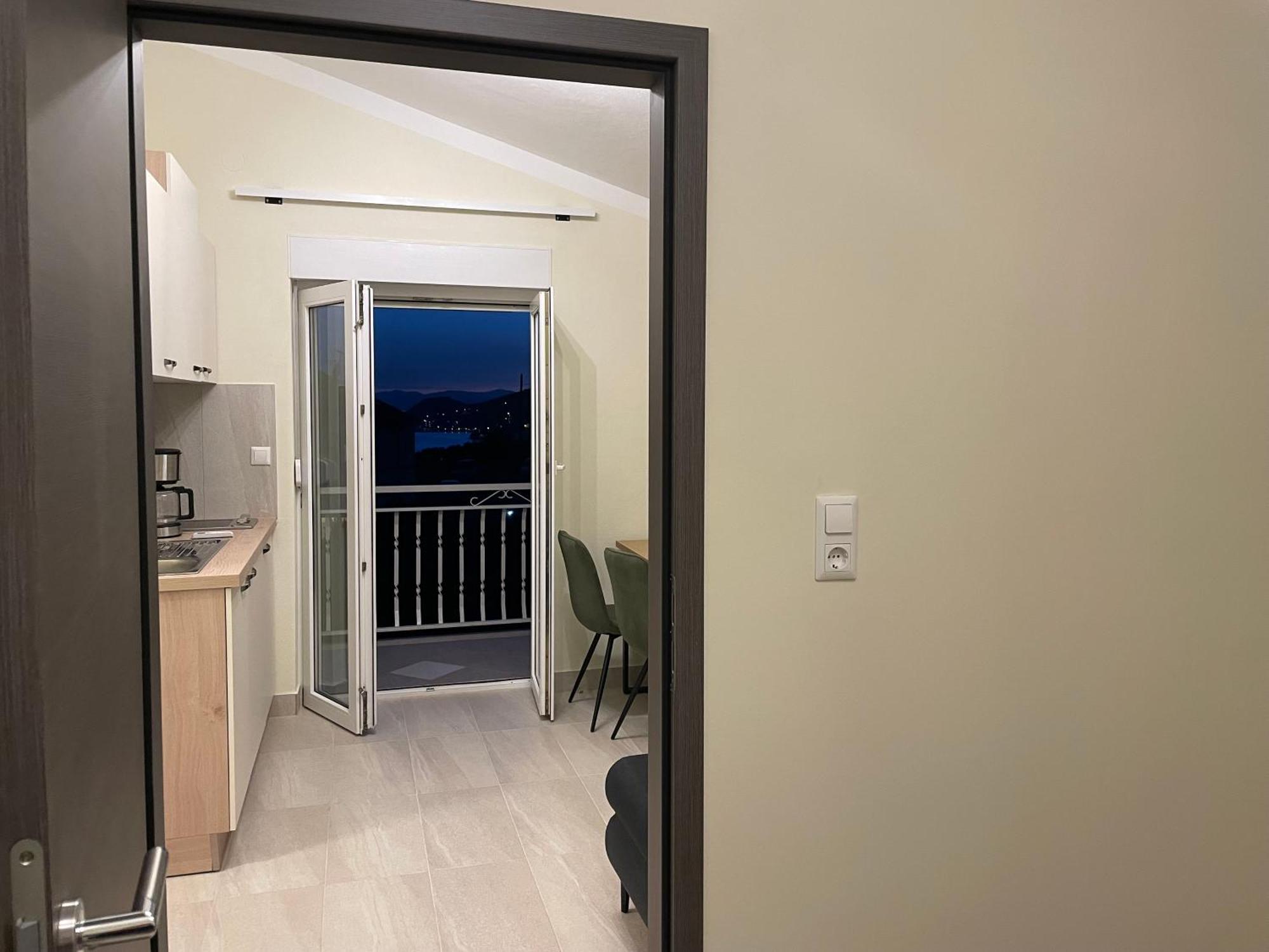 Guest House Adria Dugi Rat Dış mekan fotoğraf